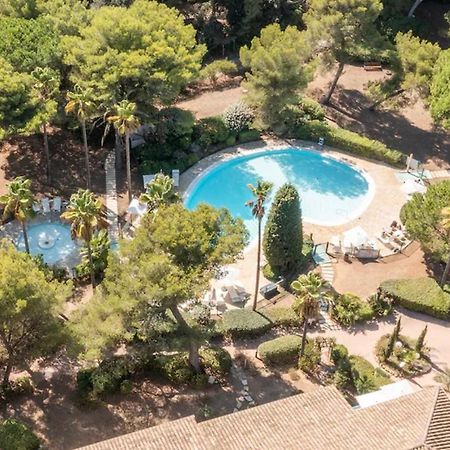 La Badine 5P Plage Piscine Clim Jacuzzi Parc Luxuriant イエール エクステリア 写真